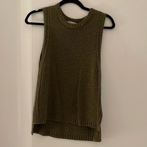 Madewell olive green sleeveless sweater